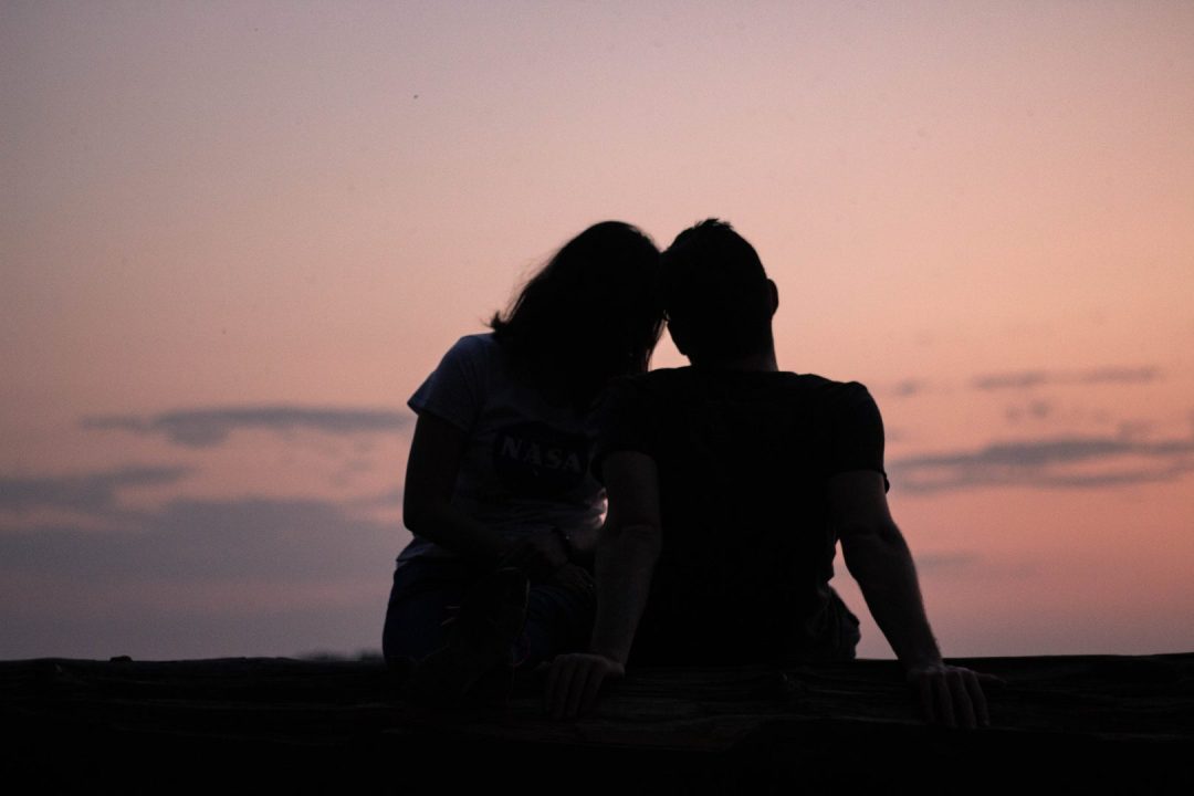 Wie man den Unterschied zwischen Liebe und Verliebtheit erkennt. Verliebtheit – von 11 Männern auf Reddit erklärt