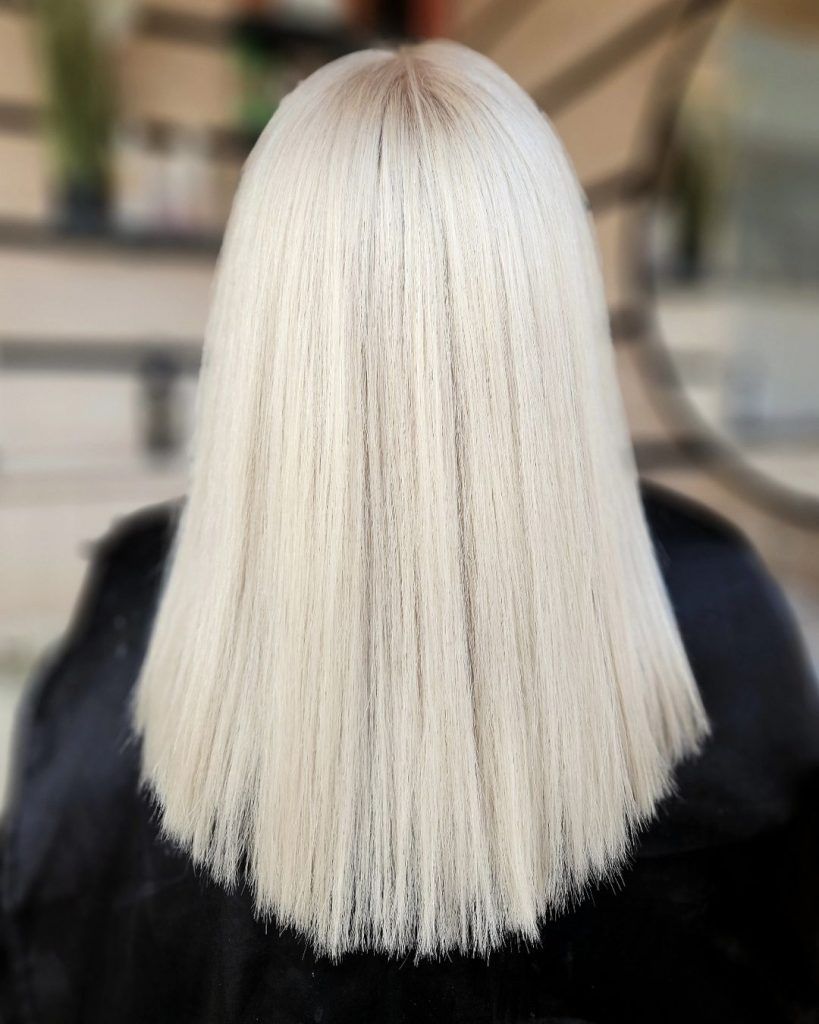 Eisiges Platinblond