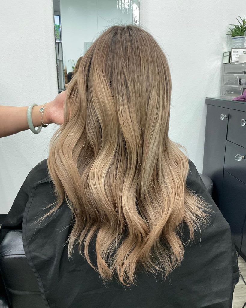 Warmes Beige Balayage