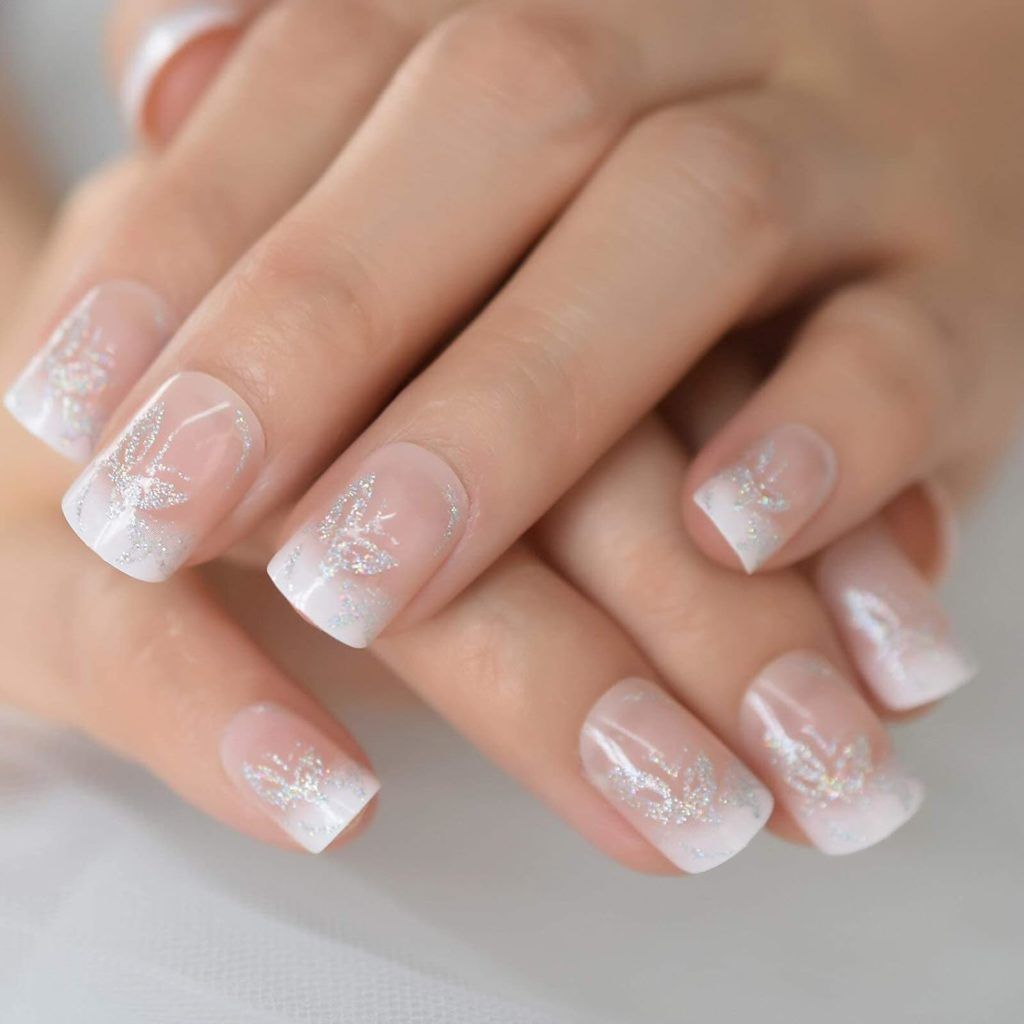 Ombre French Tips mit silbernem Glitter Overlay