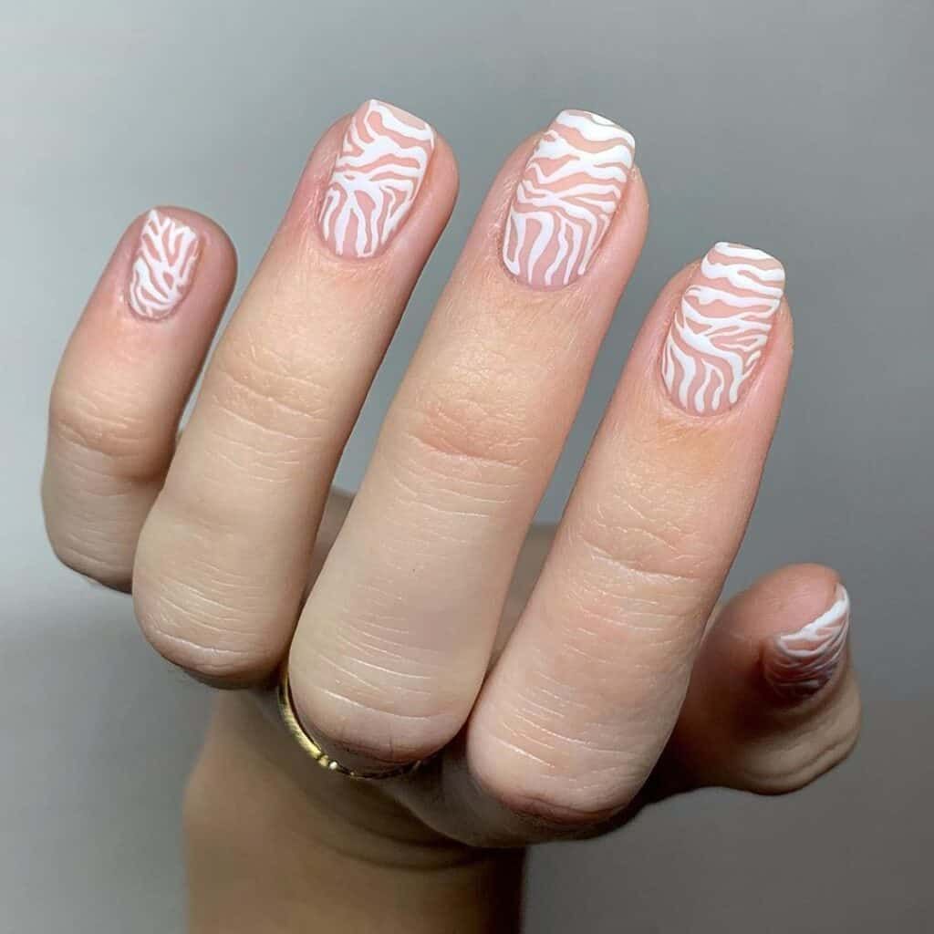 Zebra Prints Nägel