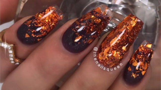 Die besten Ideen für dunkle Herbstnageldesigns