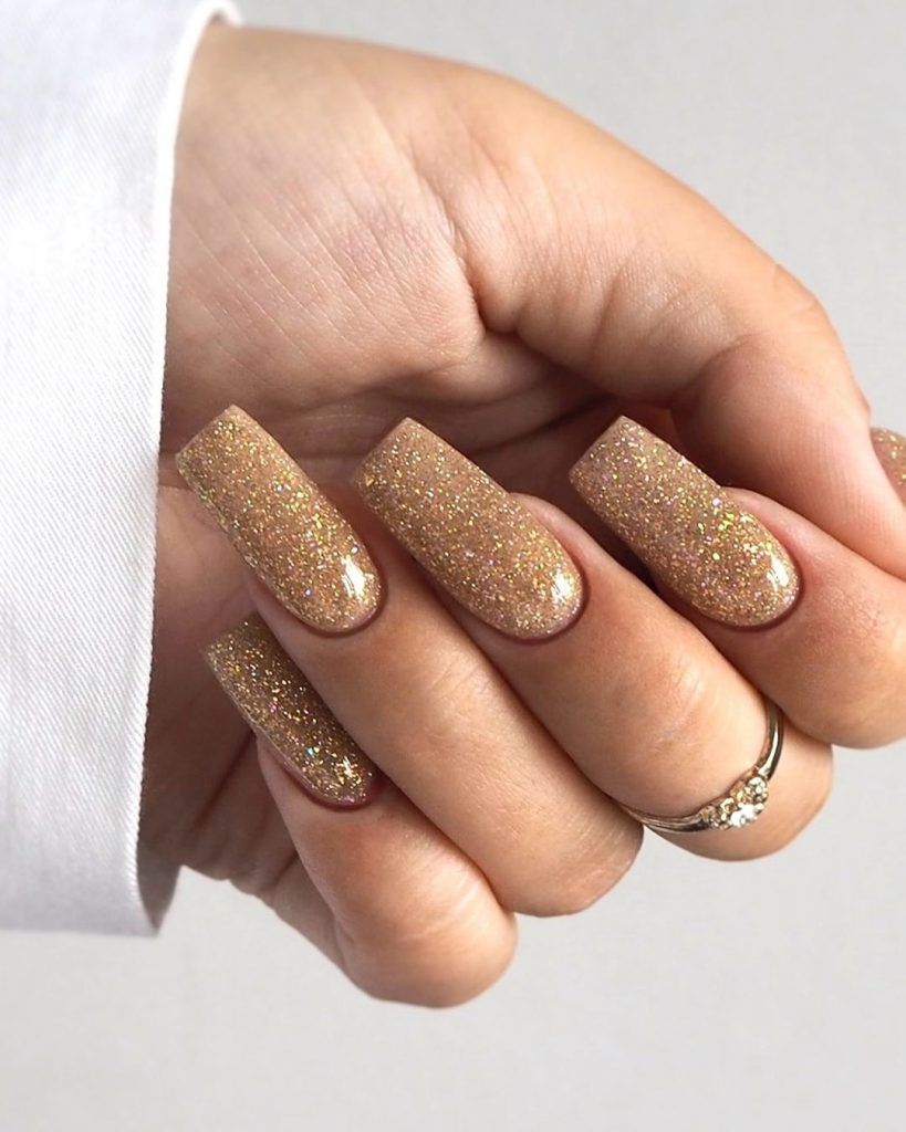 Goldener Glitzer Glam